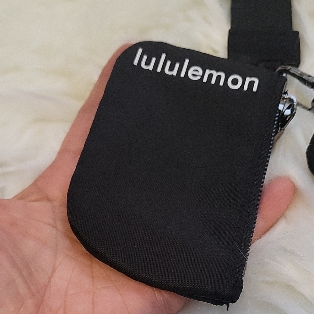 Lululemon Dual Pouch Black Wristlet - Picture 3 of 4